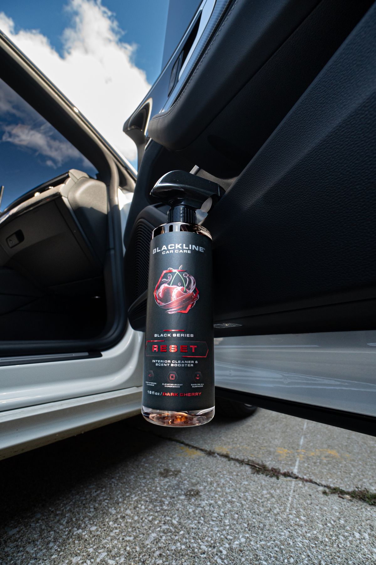 BLACKLINE® RESET INTERIOR CLEANER & SCENT BOOSTER