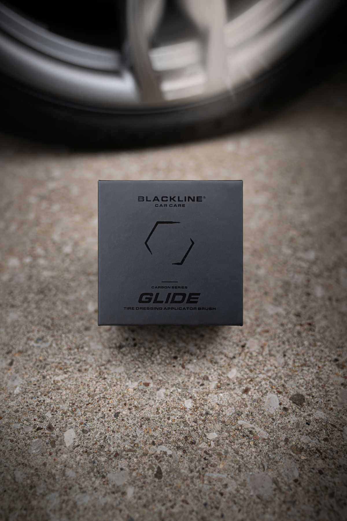 BLACKLINE® TIRE SHINE APPLICATOR BRUSH