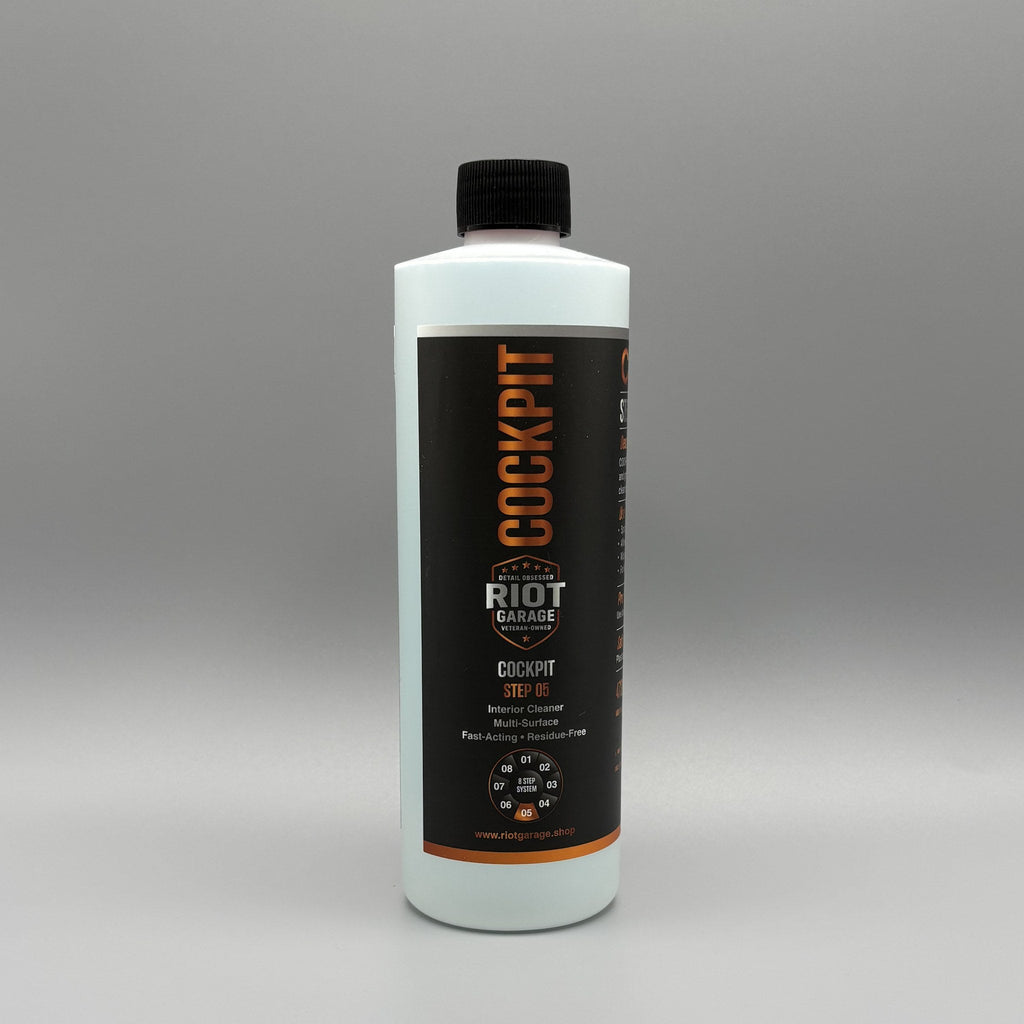 Riot Garage COCKPIT Car Interior Cleaner - Step 05